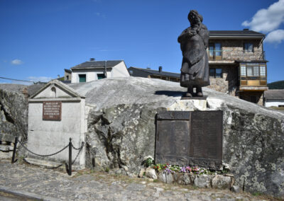 Monumento en Recuerda a las Víctimas Ribadelago