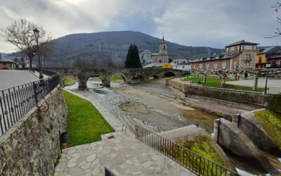 PUENTE DE LOS PEREGRINOS O PUENTE ROMANO DE MOLINASECA