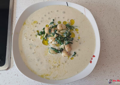 Sopa de Espinacas con Gambas